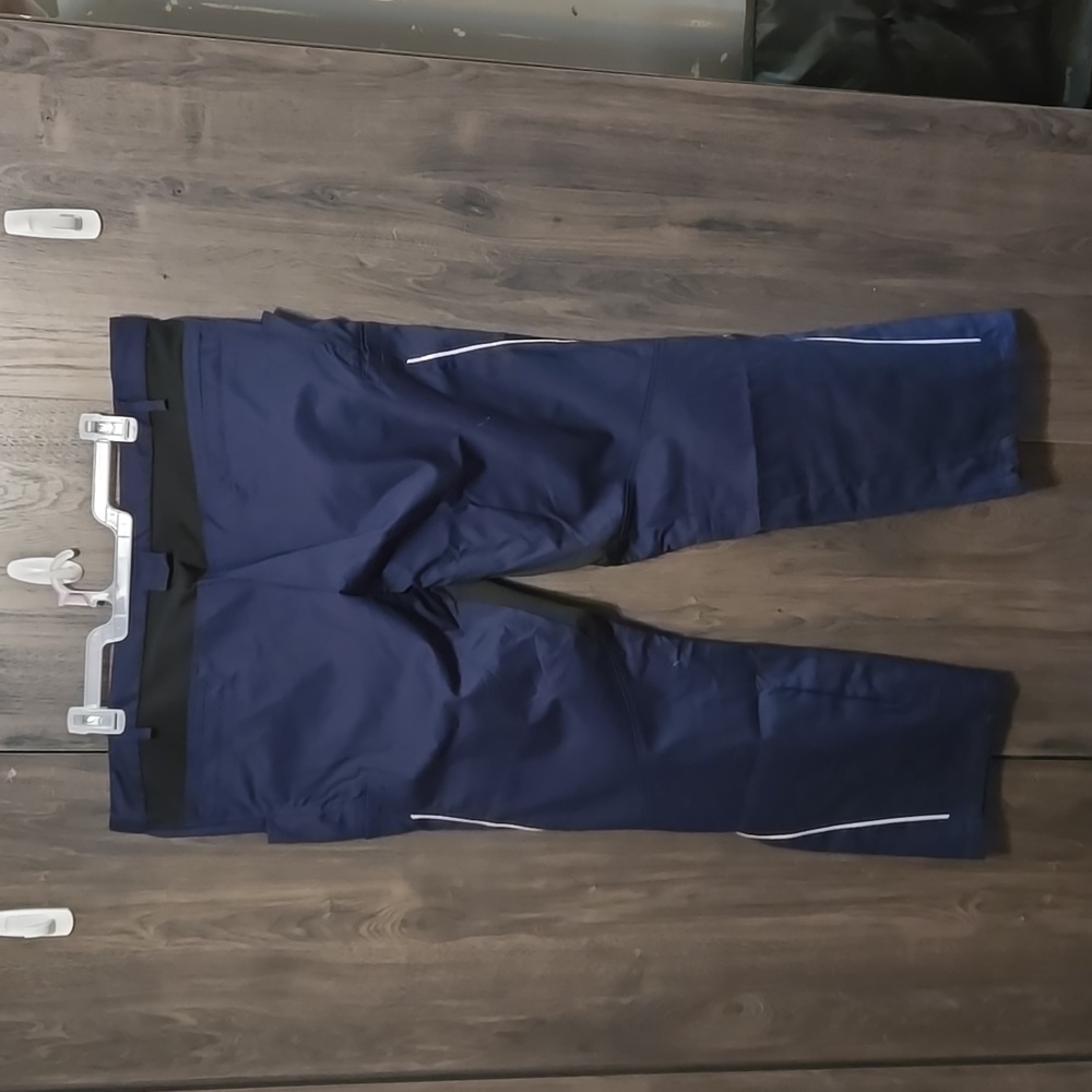 Oobe Rivet Pants - Picture 3 of 5
